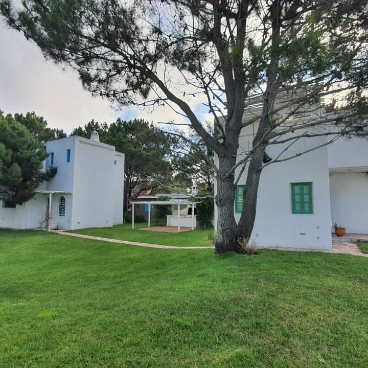 Casa Griega - Calle 29 y Necochea, Las Gaviotas